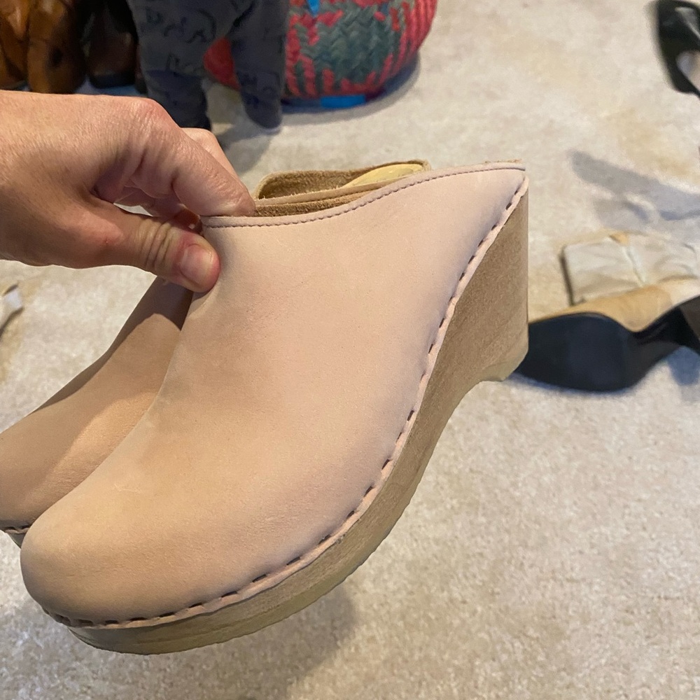 No. 6 Cream Wedge Mules